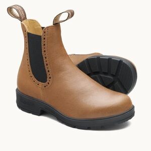 Blundstone women’s originals - camel 7.5